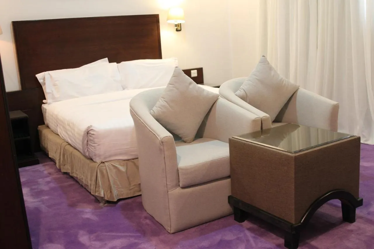 Carawan Al Khaleej Hotel Olaya リヤード